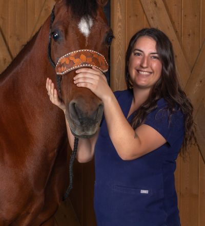 Veterinary Assistant, SoCal Equine Hospital, Equine Vet, Vet Tech, Equine Veterinarian, Veterinarian